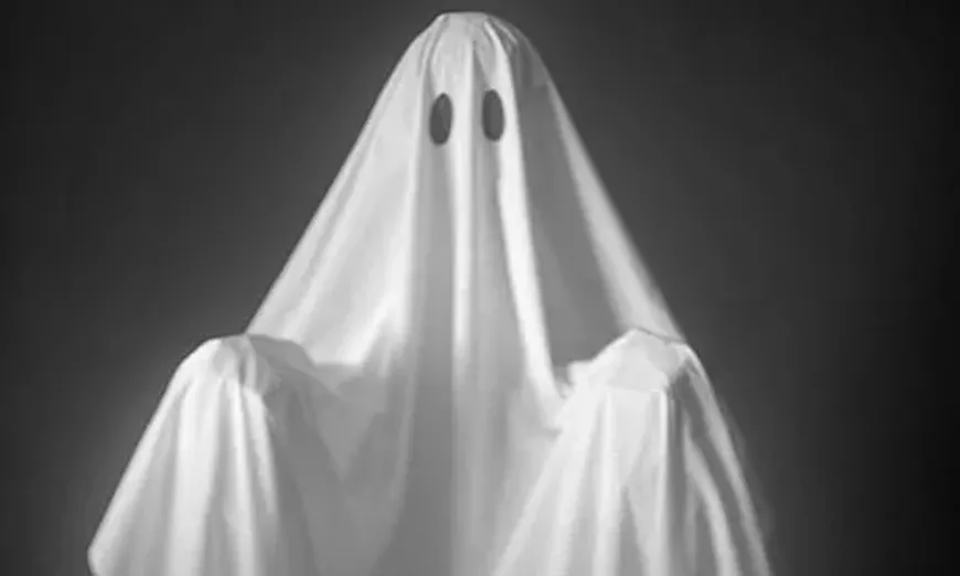 ghost-002.webp