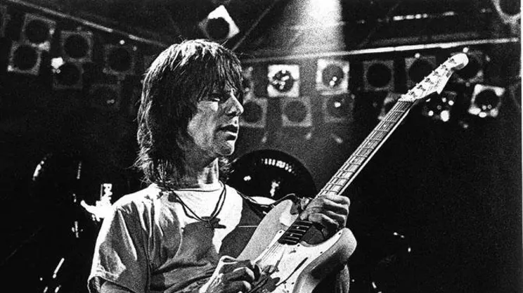 Image: Jeff Beck w/ Tyler Bryant