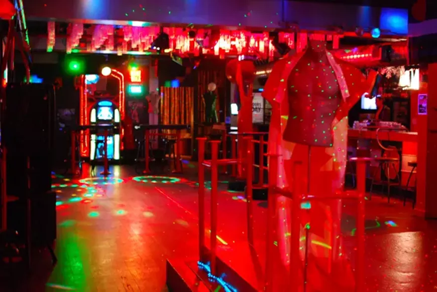 Menz & Mollyz Bar