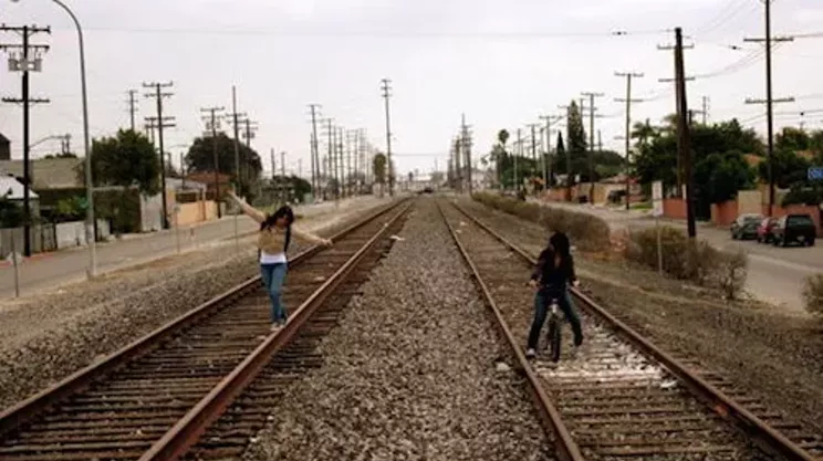 Image: Mosquita Y Mari