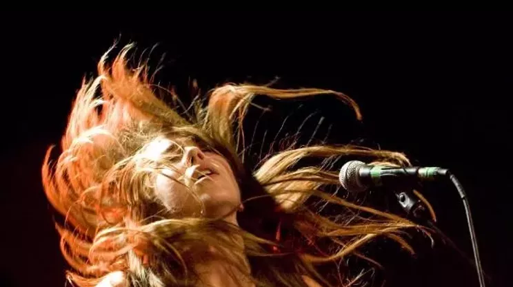 Image: Serena Ryder w/ Beauties