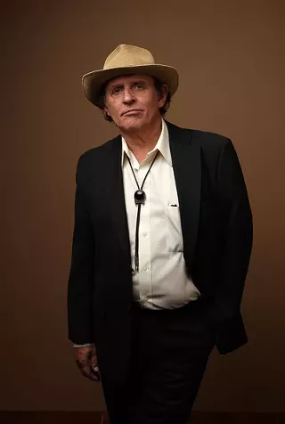 Image: The Man of a Thousand Songs