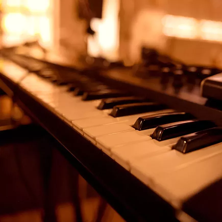 piano-keys.webp