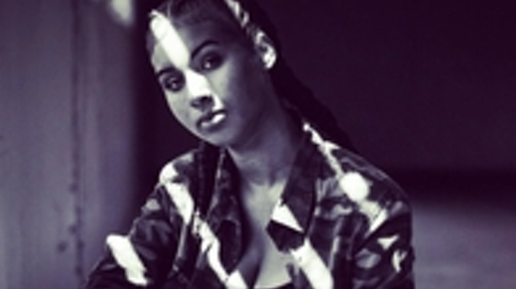 Image: Tunes at Noon: Shay Pitts