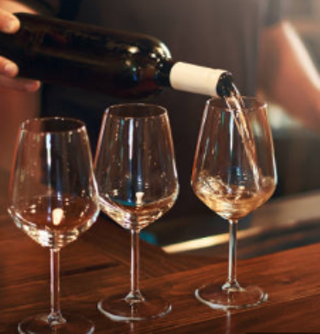 Image: Valentine&rsquo;s Day Art + Wine