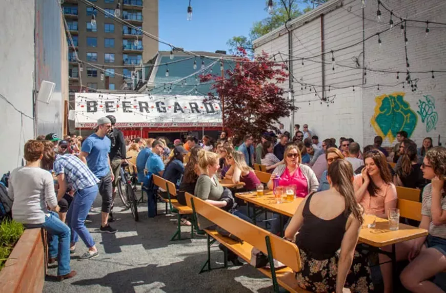 stillwellbeergarden1_lennymullins_.webp
