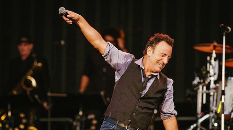 Bruce Springsteen's essence (update: with slideshow!)