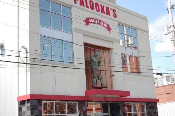 Palooka's to close