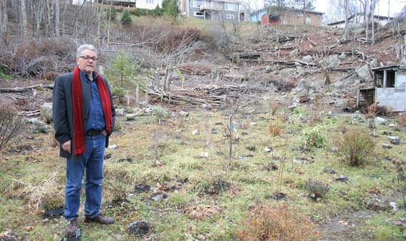This man is building a farm in his backyard for new Canadians