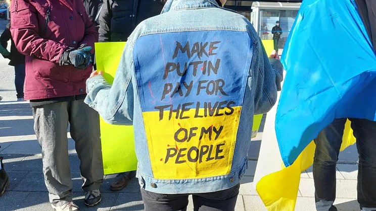 One of the protesters during the rally in support of Ukraine on Thursday, Feb 24.