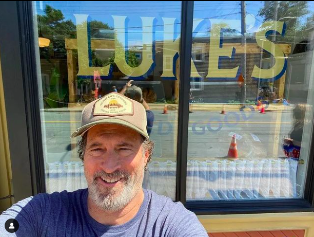 Scott Patterson, known for playing Luke on Gilmore Girls, is in Halifax right now filming a new series called Sullivan's Crossing.